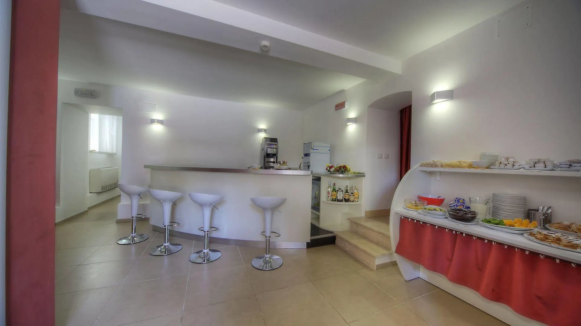 Roma Point Hotel